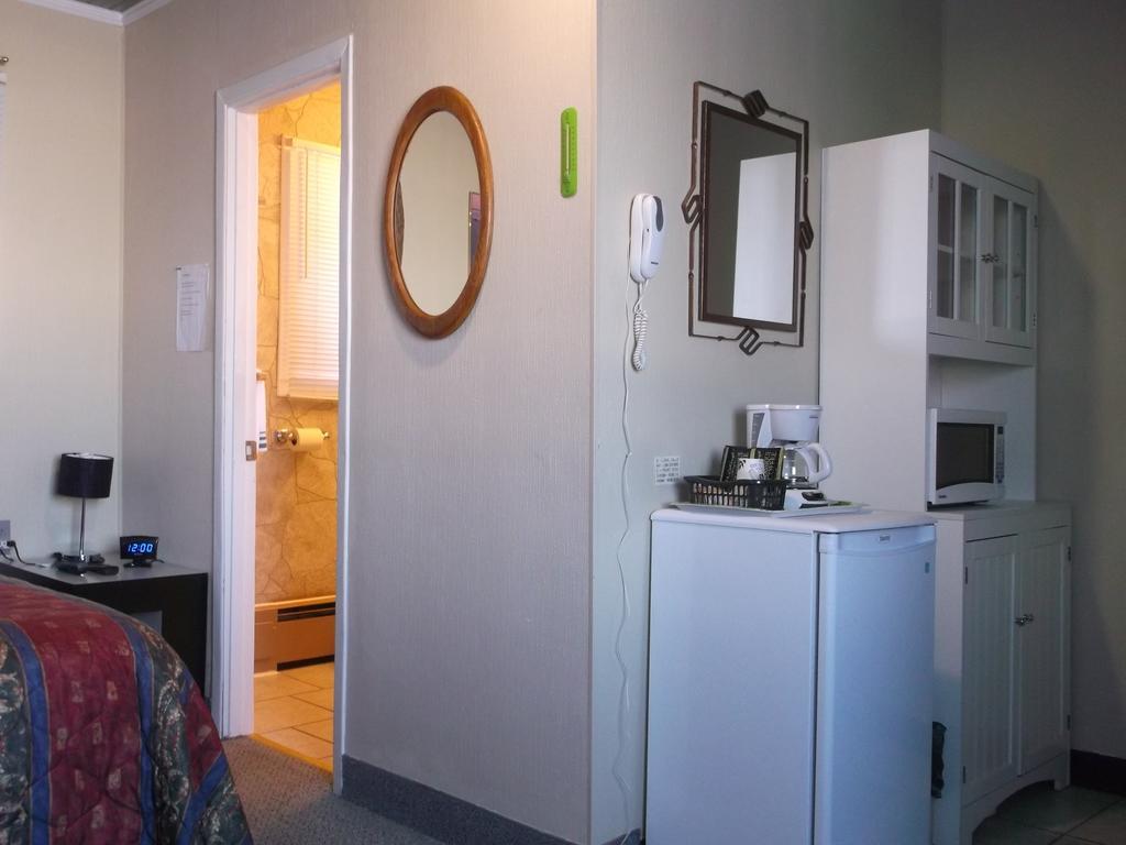 Haileybury Beach Motel Extérieur photo