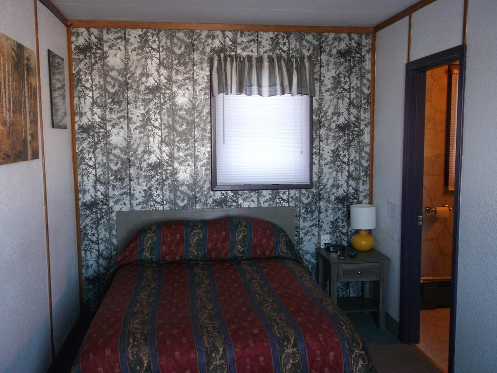 Haileybury Beach Motel Chambre photo