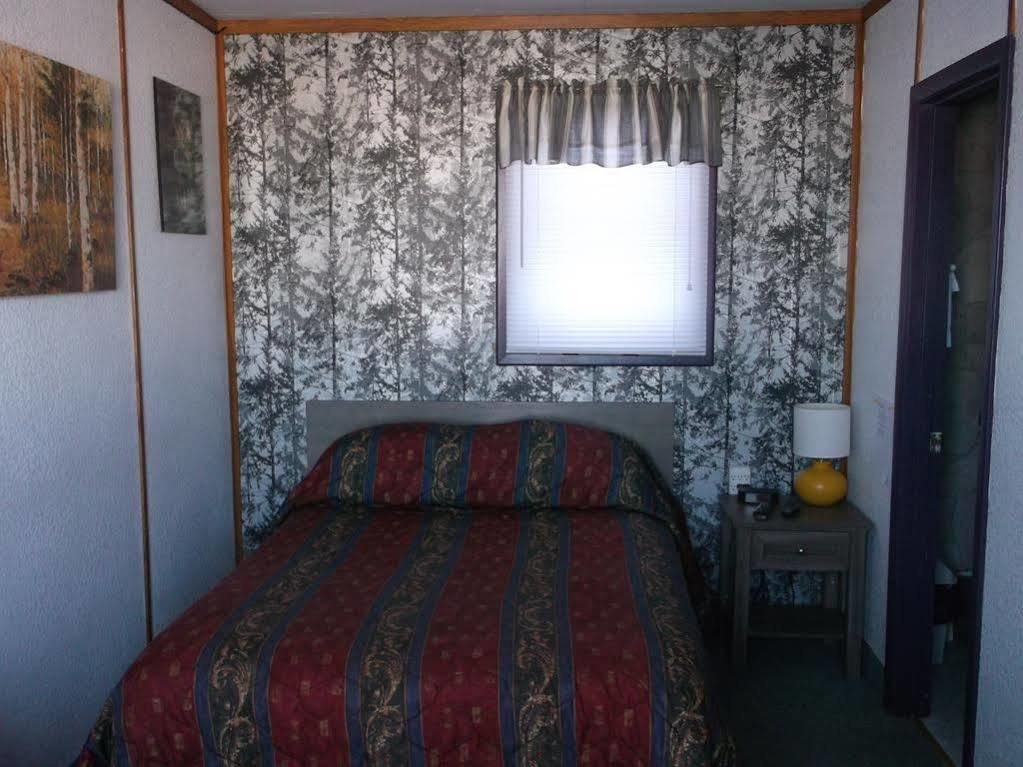 Haileybury Beach Motel Extérieur photo